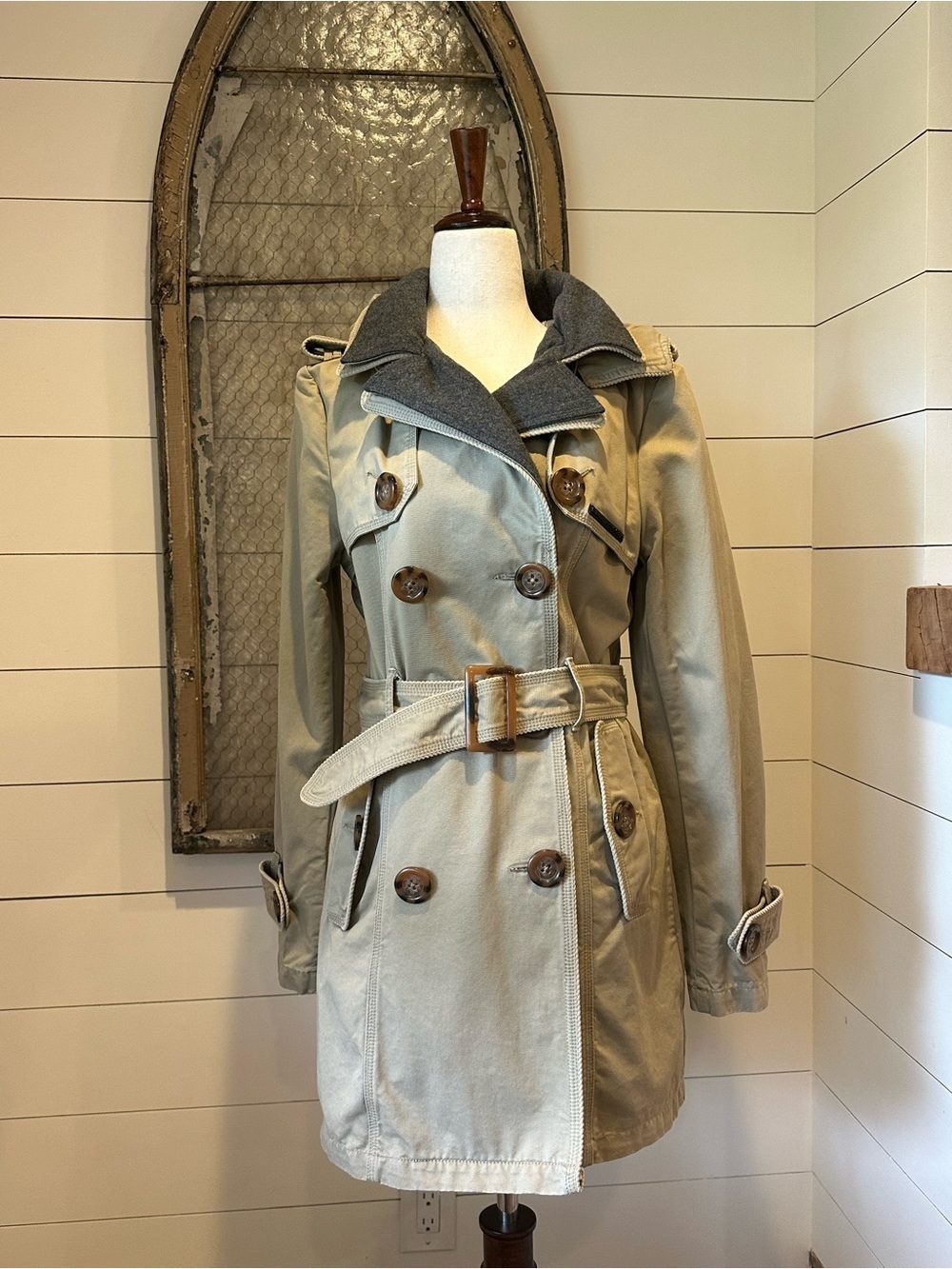 SUPERDRY Women's Vintage City Mac Khaki Double Breasted Trench Coat Medium M - Picture 3 of 16